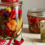 Pepper benefits such as planting and pickled recipe