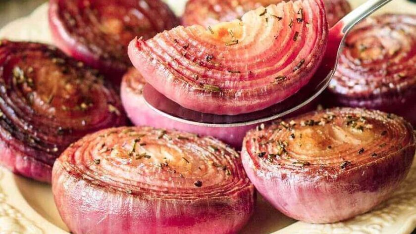 Red onion benefits and delicious recipes